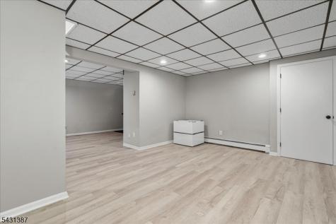 40 Tamarack Road White NJ 07823