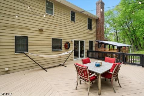 40 Tamarack Road White NJ 07823