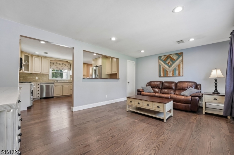 23 Huyler Road Branchburg NJ 08876