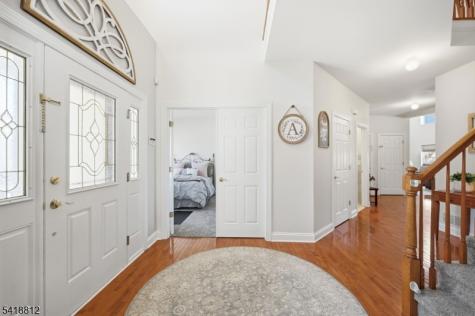 654 Skyline Drive Jefferson NJ 07849