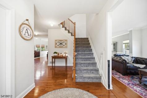 654 Skyline Drive Jefferson NJ 07849