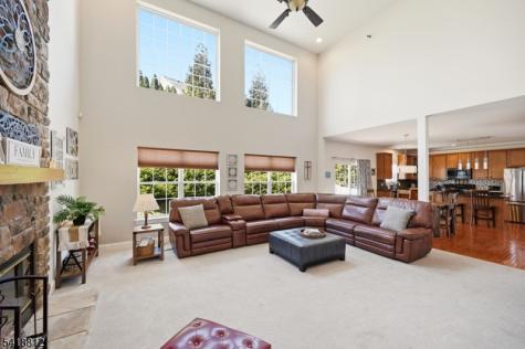 654 Skyline Drive Jefferson NJ 07849