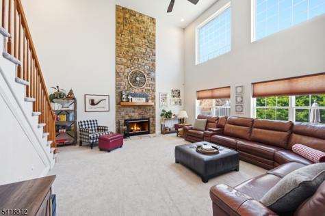 654 Skyline Drive Jefferson NJ 07849