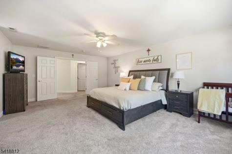 654 Skyline Drive Jefferson NJ 07849