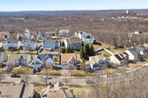 654 Skyline Drive Jefferson NJ 07849