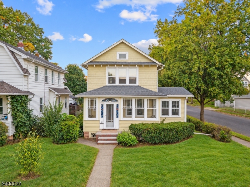15 Edgar Place Nutley NJ 07110