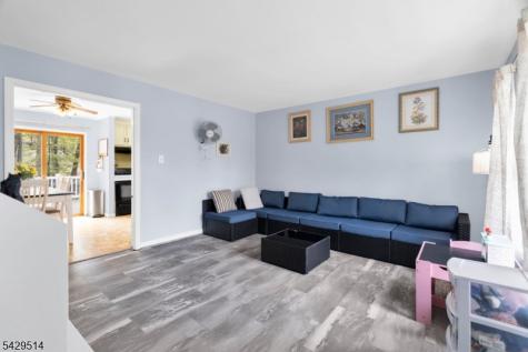 140 Papscoe Road West Milford NJ 07421