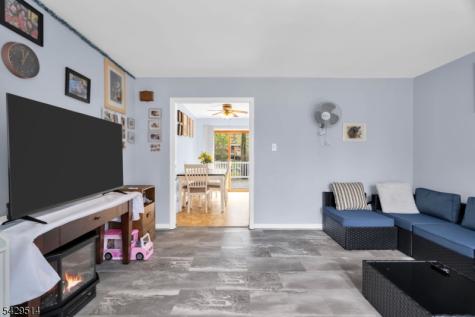 140 Papscoe Road West Milford NJ 07421