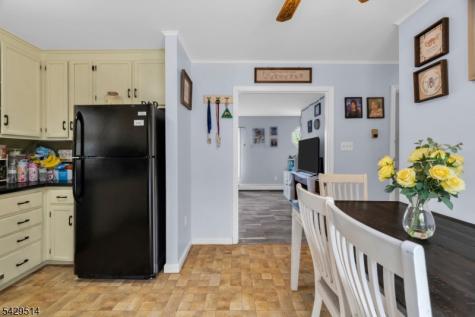 140 Papscoe Road West Milford NJ 07421