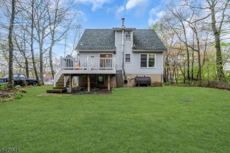 140 Papscoe Road West Milford NJ 07421