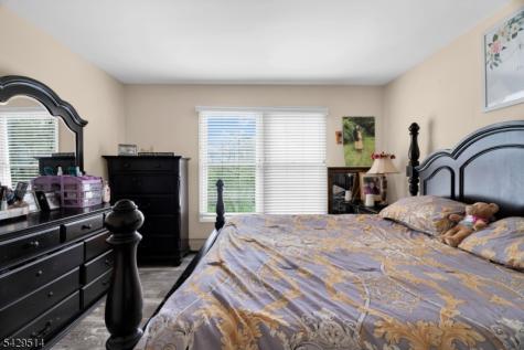 140 Papscoe Road West Milford NJ 07421