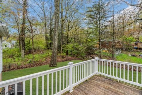 140 Papscoe Road West Milford NJ 07421