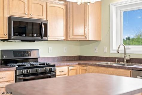 10 Lakeview Terrace Sussex NJ 07461