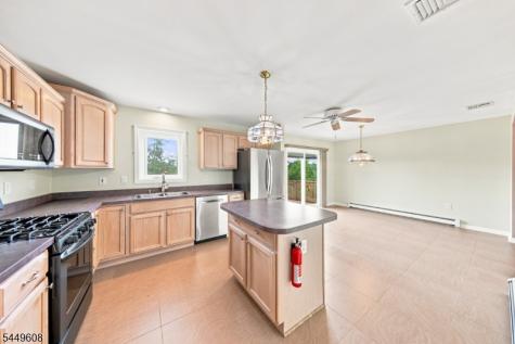 10 Lakeview Terrace Sussex NJ 07461