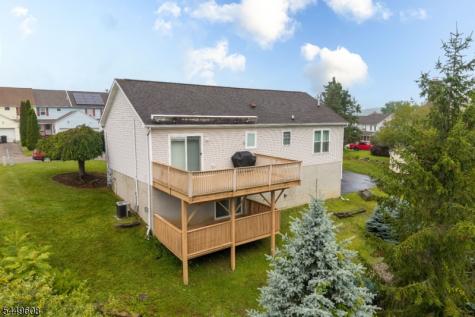 10 Lakeview Terrace Sussex NJ 07461