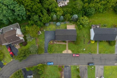 10 Lakeview Terrace Sussex NJ 07461