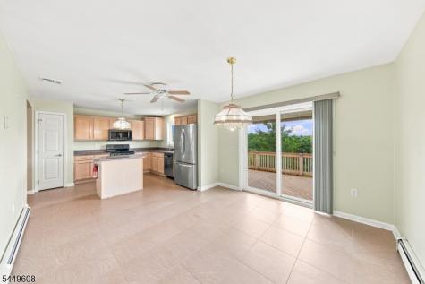 10 Lakeview Terrace Sussex NJ 07461