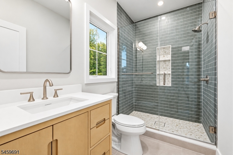 190 Laurel Avenue Livingston NJ 07039