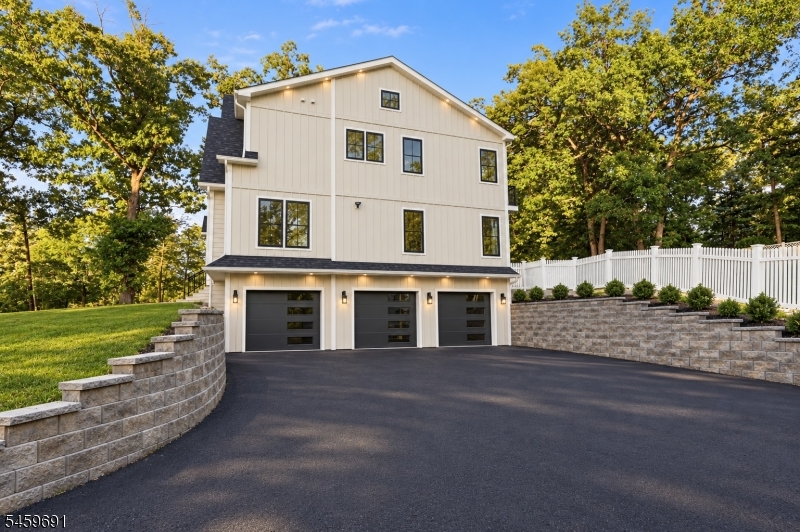 190 Laurel Avenue Livingston NJ 07039