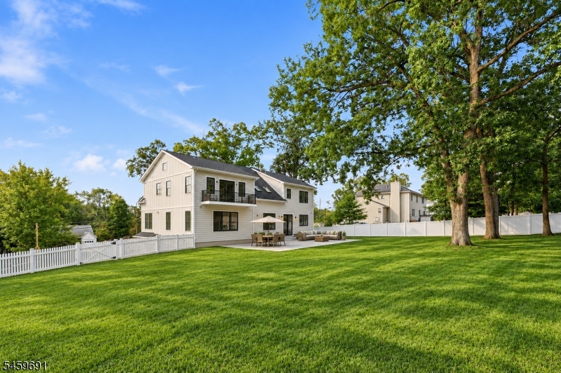190 Laurel Avenue Livingston NJ 07039