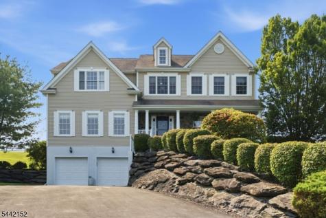 10 Spyglass Hill Fredon NJ 07860