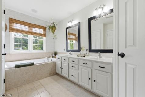 10 Spyglass Hill Fredon NJ 07860