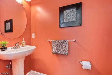 4 Nortwick Court Franklin NJ 08873