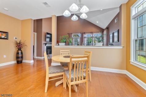 4 Nortwick Court Franklin NJ 08873