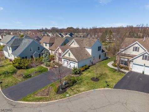 4 Nortwick Court Franklin NJ 08873