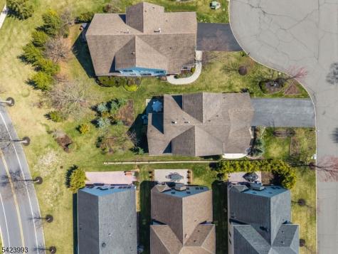 4 Nortwick Court Franklin NJ 08873