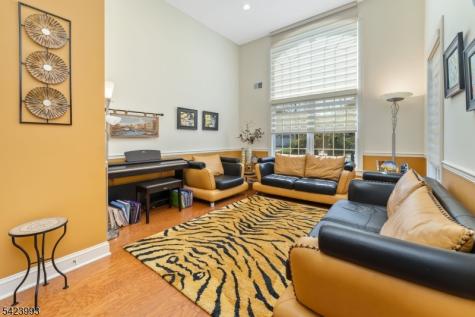 4 Nortwick Court Franklin NJ 08873