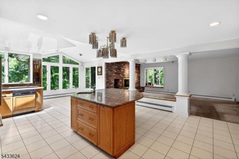 53 Joan Drive Watchung NJ 07069