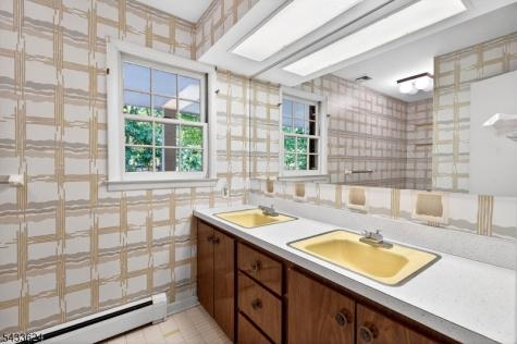 53 Joan Drive Watchung NJ 07069