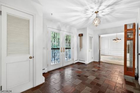 53 Joan Drive Watchung NJ 07069