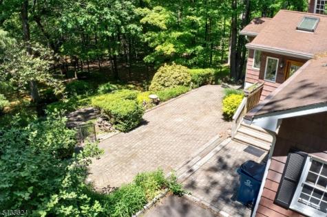 53 Joan Drive Watchung NJ 07069