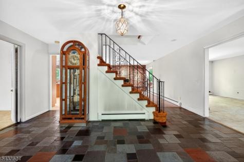 53 Joan Drive Watchung NJ 07069