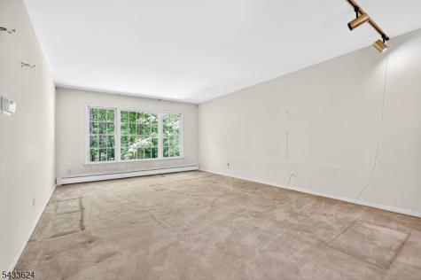 53 Joan Drive Watchung NJ 07069