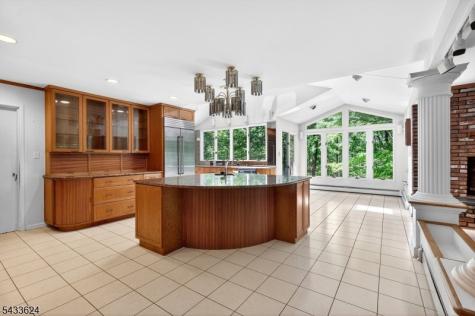 53 Joan Drive Watchung NJ 07069