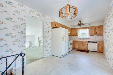9 Annette Drive Edison NJ 08820