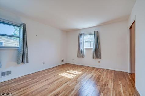 9 Annette Drive Edison NJ 08820