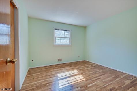 9 Annette Drive Edison NJ 08820
