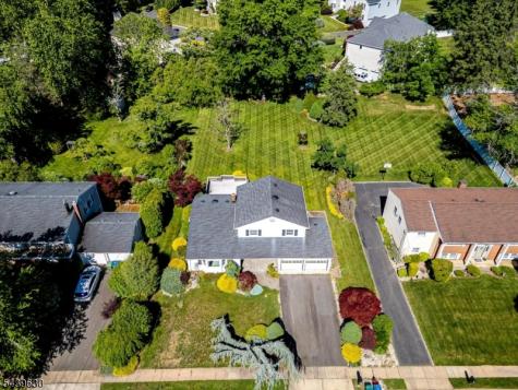 9 Annette Drive Edison NJ 08820