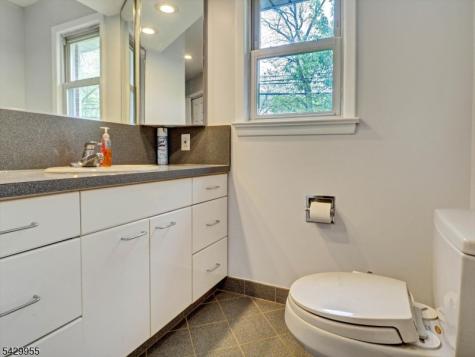 857 Grove Street Rahway NJ 07065