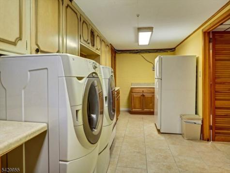 857 Grove Street Rahway NJ 07065