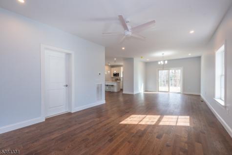 10 Greenhut Avenue Randolph NJ 07869