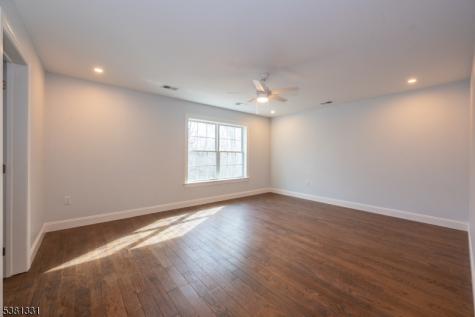 10 Greenhut Avenue Randolph NJ 07869