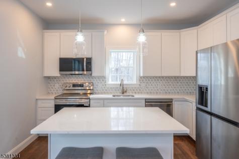 10 Greenhut Avenue Randolph NJ 07869