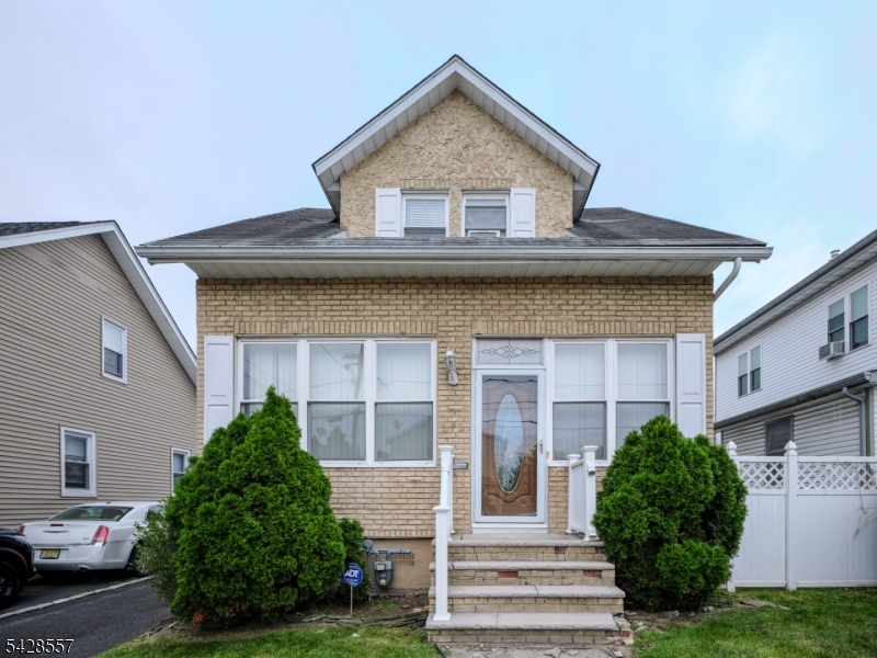 292 Crann Street Hillside NJ 07205