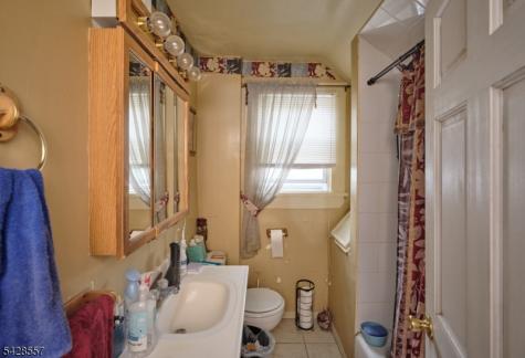 292 Crann Street Hillside NJ 07205