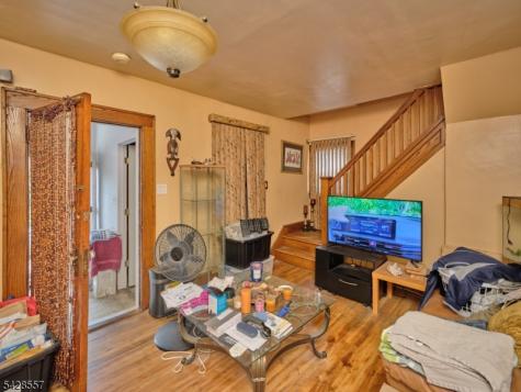 292 Crann Street Hillside NJ 07205